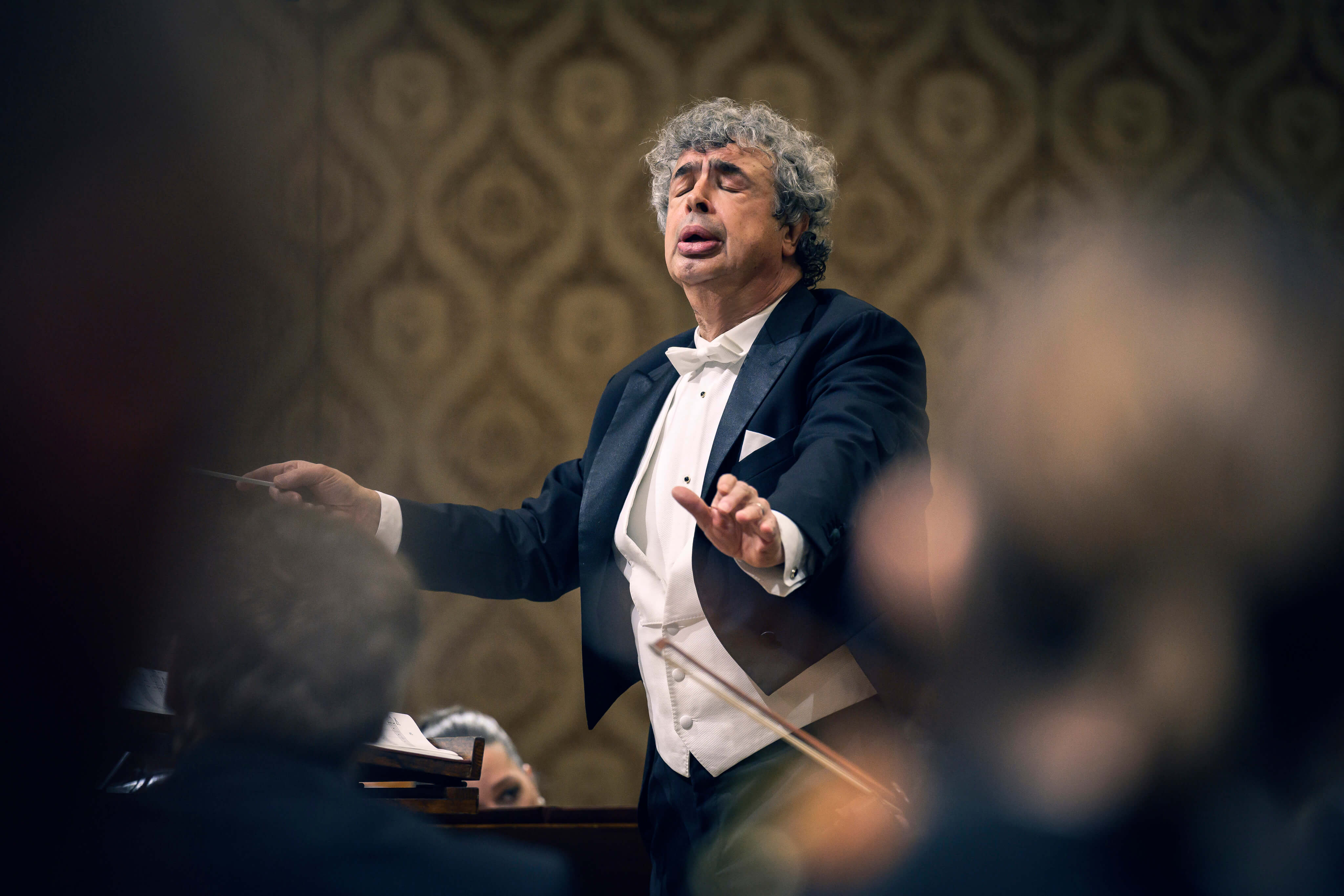 Ilustrační obrázek článku 'Semyon Bychkov completes 10-year tenure with the Czech Philharmonic at the end of 2027/28 season'
